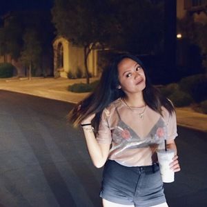 Meet your Posher, Nicolette